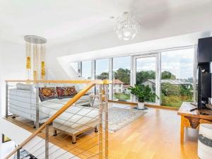 Pronájem bytu 3+kk, Praha - Smíchov, Kobrova, 183 m2