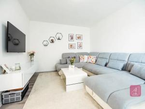 Prodej bytu 2+1, Mokrá-Horákov, 52 m2