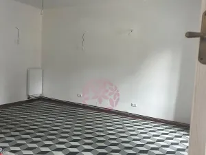 Pronájem restaurace, Kostelec nad Černými lesy, náměstí Smiřických, 75 m2