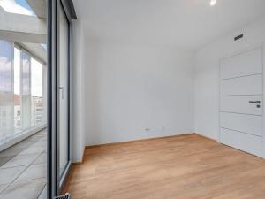 Pronájem bytu 2+kk, Praha - Košíře, Hlaváčkova, 65 m2