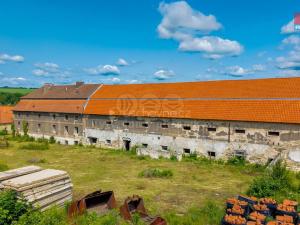 Prodej historického objektu, Zvoleněves, 5000 m2