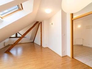 Pronájem bytu 2+kk, Olomouc, Masarykova třída, 81 m2