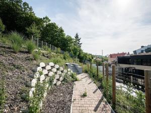 Pronájem bytu 2+kk, Praha - Radlice, Pechlátova, 60 m2