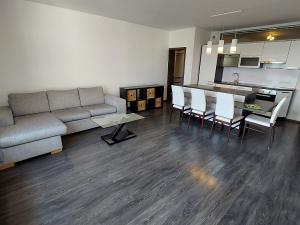 Pronájem bytu 2+kk, Olomouc - Povel, Jeremiášova, 72 m2