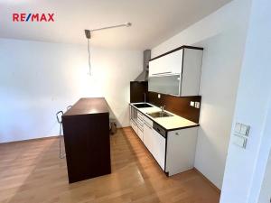 Pronájem bytu 2+kk, Praha - Záběhlice, Podle náhonu, 46 m2