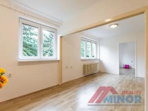 Pronájem bytu 2+1, Slaný, Mírová, 49 m2
