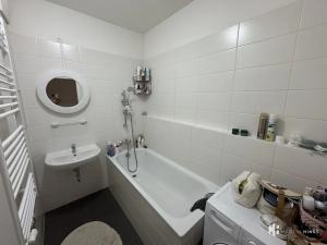 Pronájem bytu 2+kk, Praha - Hostavice, U Hostavického potoka, 55 m2