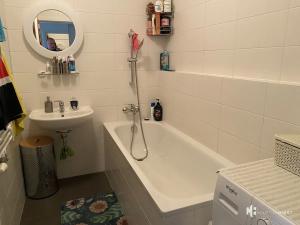 Pronájem bytu 2+kk, Praha - Hostavice, U Hostavického potoka, 55 m2