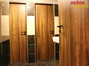 Pronájem ubytování, Křtiny, 265 m2