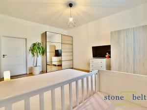 Prodej bytu 2+1, Praha - Smíchov, Pod tratí, 76 m2