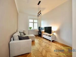 Prodej bytu 2+1, Praha - Smíchov, Pod tratí, 76 m2