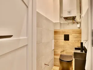 Prodej bytu 2+1, Praha - Smíchov, Pod tratí, 76 m2