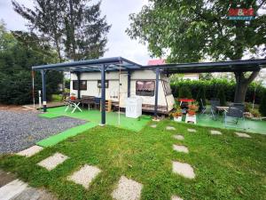 Prodej zahrady, Bašť, 400 m2