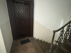 Pronájem bytu 3+1, Praha - Nové Město, Na Moráni, 70 m2