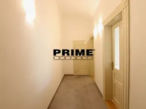 Pronájem bytu 1+kk, Praha - Vinohrady, Krkonošská, 43 m2