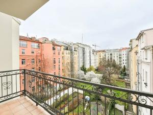 Pronájem bytu 2+1, Praha - Vinohrady, Třebízského, 86 m2