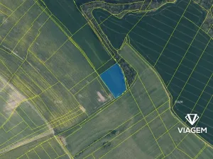 Prodej podílu pole, Mělník, 7324 m2
