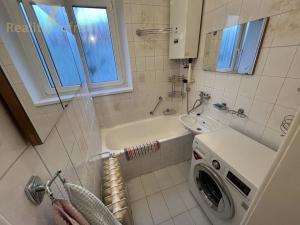 Prodej bytu 3+1, Ostrava, Šrobárova, 75 m2