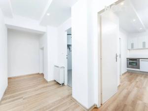 Prodej bytu 2+kk, Praha - Vysočany, Novovysočanská, 55 m2