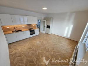 Prodej bytu 3+kk, Praha - Kobylisy, Ořechová, 111 m2