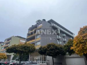 Pronájem bytu 1+kk, Praha - Troja, Vřesová, 34 m2