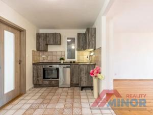 Pronájem bytu 3+1, Slaný, Husova, 93 m2