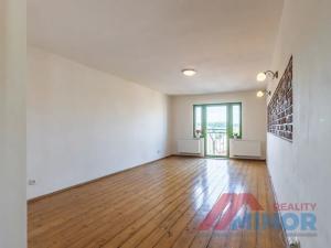 Pronájem bytu 3+1, Slaný, Husova, 93 m2