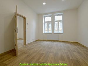 Pronájem bytu 2+kk, Praha - Žižkov, 41 m2