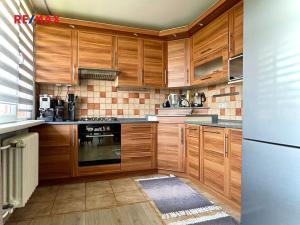 Prodej bytu 3+1, Kladno, Americká, 59 m2
