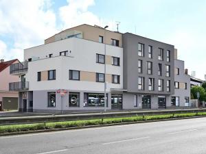 Pronájem kanceláře, Praha - Liboc, Evropská, 33 m2