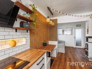 Pronájem bytu 1+1, Praha - Radotín, Na Viničkách, 41 m2