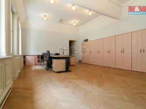 Prodej historického objektu, Praha - Smíchov, Kartouzská, 664 m2