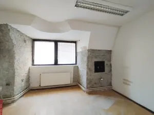 Pronájem obchodního prostoru, Hradec Králové, Československé armády, 136 m2