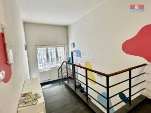 Pronájem obchodního prostoru, Praha, Bělehradská, 12 m2