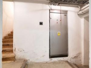 Prodej kanceláře, Praha - Strašnice, V korytech, 800 m2