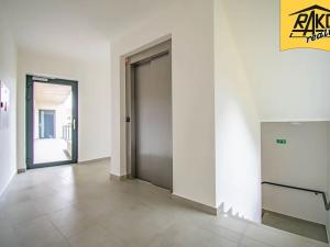 Prodej bytu 3+kk, Trutnov, Chodská, 84 m2