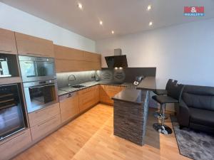 Prodej bytu 2+kk, Praha - Prosek, Vysočanská, 61 m2