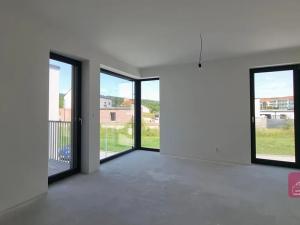 Prodej bytu 2+kk, Mokrá-Horákov, 67 m2