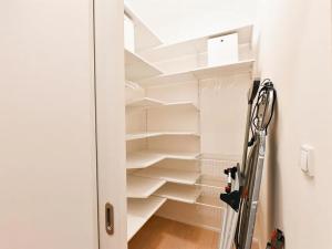 Pronájem bytu 2+kk, Praha - Vinohrady, Lucemburská, 50 m2