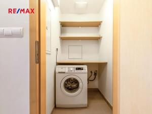 Pronájem bytu 2+kk, Praha - Žižkov, Ke kapslovně, 70 m2