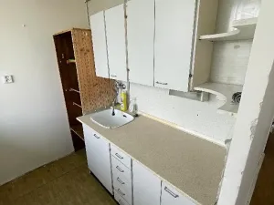Pronájem bytu 1+kk, Pardubice, Lidická, 38 m2