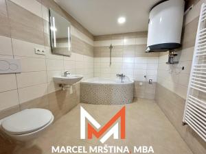 Pronájem bytu 3+kk, Červený Kostelec, Rybničná, 84 m2