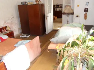 Prodej komerční nemovitosti, Vykáň, 450 m2