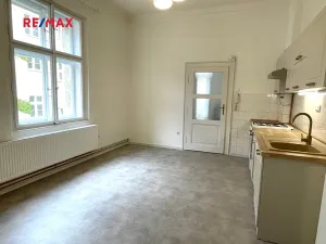 Pronájem bytu 2+kk, Praha - Žižkov, Hartigova, 51 m2