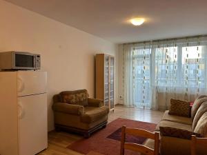 Pronájem bytu 2+kk, Praha - Vysočany, Pod Harfou, 58 m2