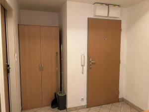 Pronájem bytu 2+kk, Praha - Vysočany, Pod Harfou, 58 m2