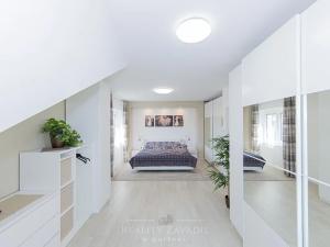 Prodej kanceláře, Praha - Suchdol, Osvobození, 314 m2