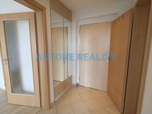 Pronájem bytu 2+kk, Praha - Hloubětín, Nademlejnská, 63 m2