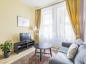 Pronájem bytu 1+1, Praha - Vinohrady, Máchova, 40 m2