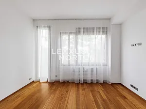 Pronájem bytu 6+kk a větší, Praha - Bubeneč, Pod kaštany, 270 m2